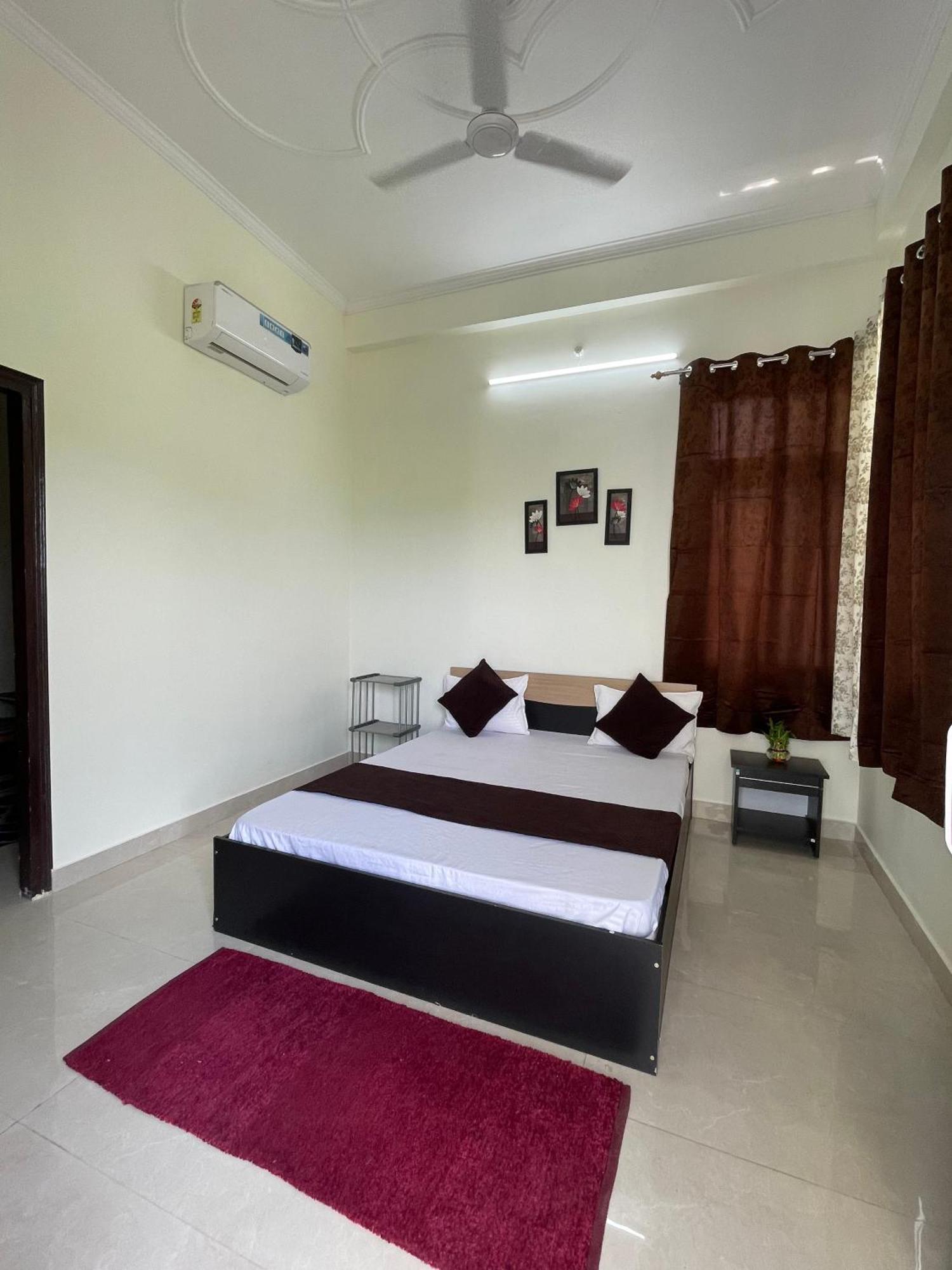 Atulyam Stays Sushant Golf City ลัคเนา ภายนอก รูปภาพ