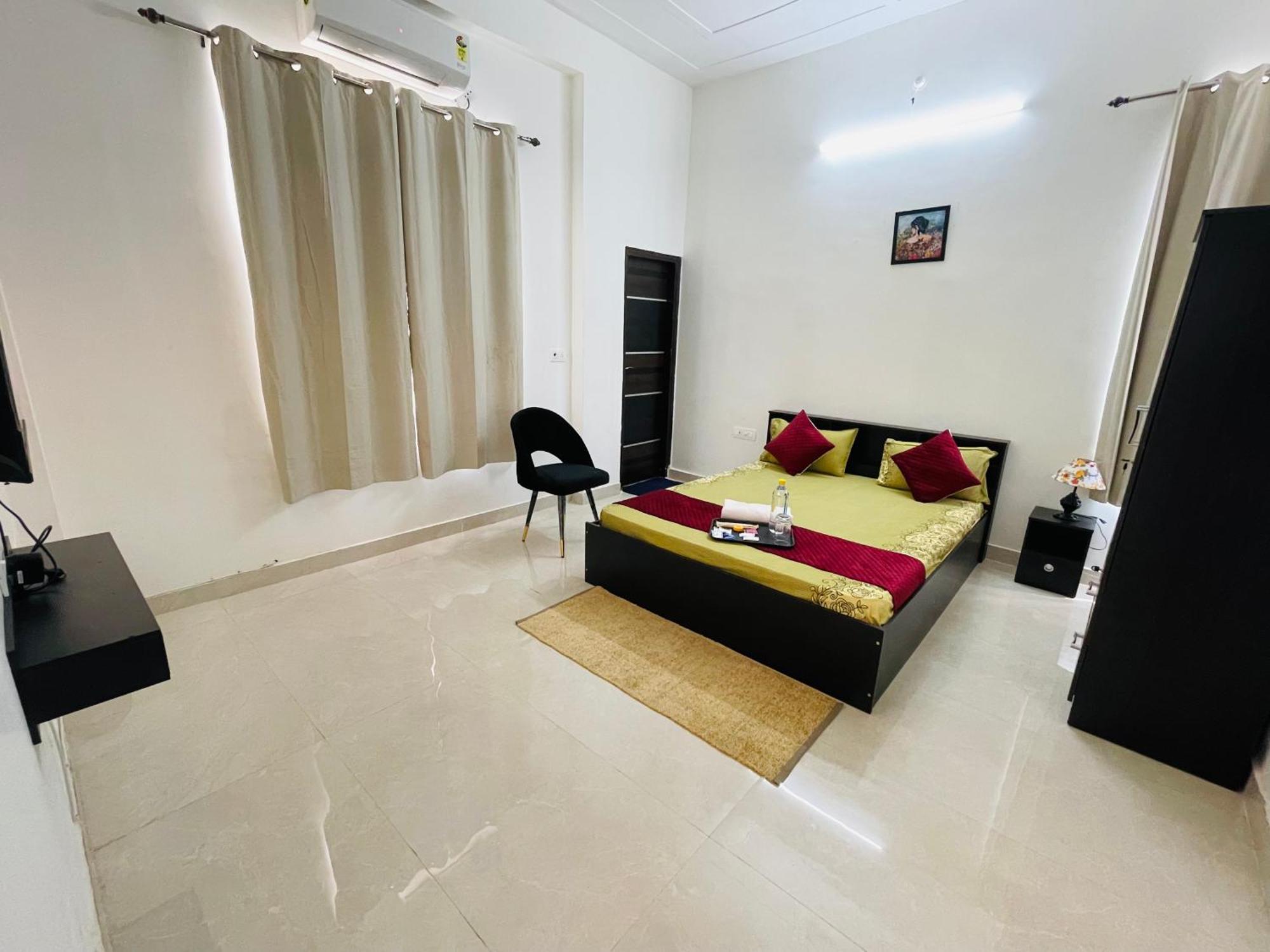 Atulyam Stays Sushant Golf City ลัคเนา ภายนอก รูปภาพ