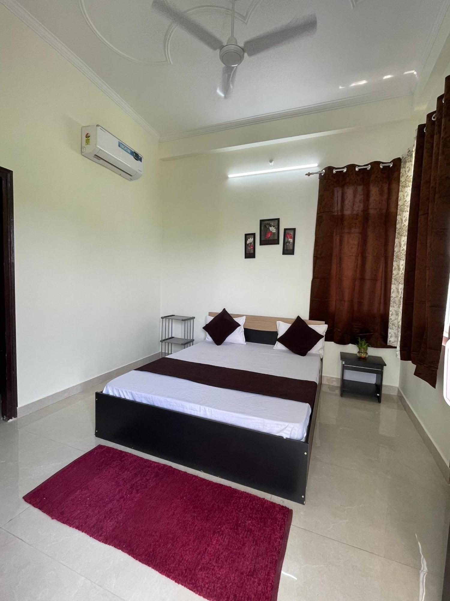Atulyam Stays Sushant Golf City ลัคเนา ภายนอก รูปภาพ