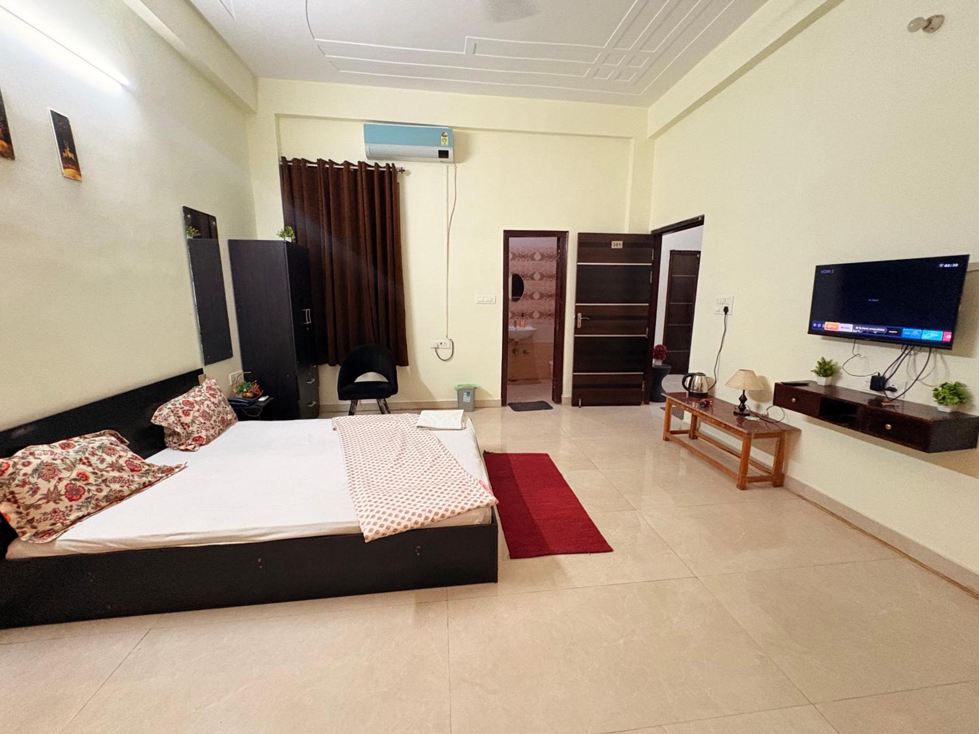 Atulyam Stays Sushant Golf City ลัคเนา ภายนอก รูปภาพ